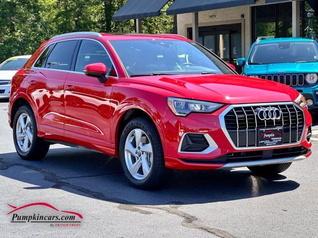 2022 Audi Q3