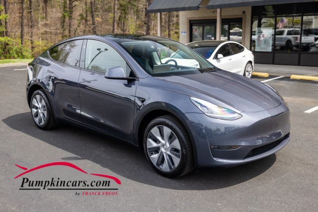 2023 Tesla Model Y Long Range Dual Motor All-Wheel Drive's photo
